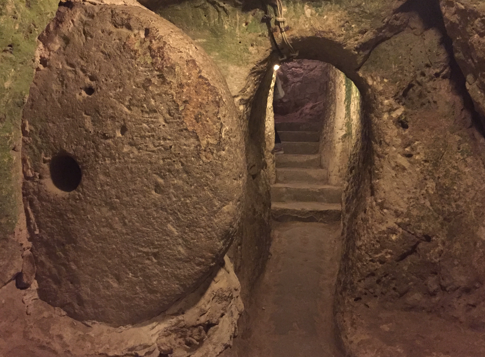 Historien bag Kappadokiens underjordiske byer – hvad kan du opleve? Skærmbillede 2019 01 16 kl. 23.48.07 - Historien bag Kappadokiens underjordiske byer – hvad kan du opleve?