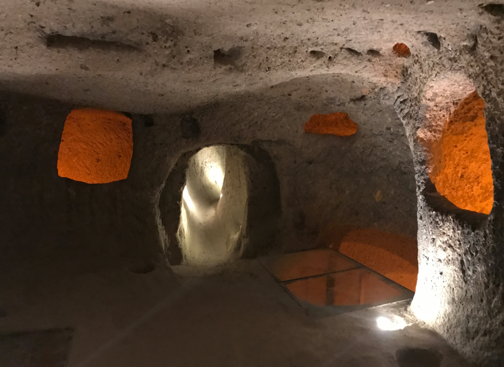 kaymakli underjordisk by i kappadokien 1024x746 - Kaymakli - underjordisk by i Kappadokien