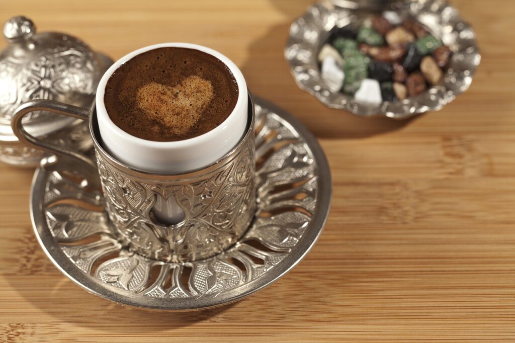 Tyrkisk kaffe traditioner 1024x682 - Tyrkisk kaffe opskrift