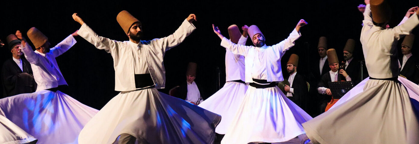 dervisher i tyrkiet, dervisher i kappadokien, oplev dervisher i tyrkiet, hvad er en dervish, dervish dansen, hvad er dervisher, oplevelser i kappadokien, oplevelser i cappadocia, specielle oplevelser i kappadokien tyrkiet,