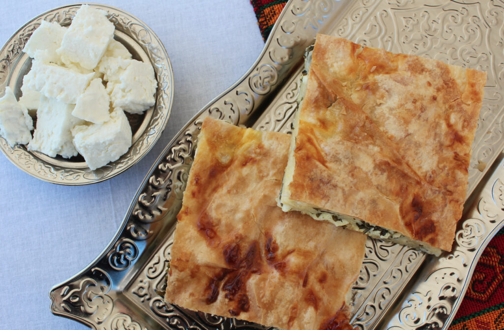 Börek med fetaost og persille opskrift 1024x671 - Tyrkisk börek med fetaost og persille